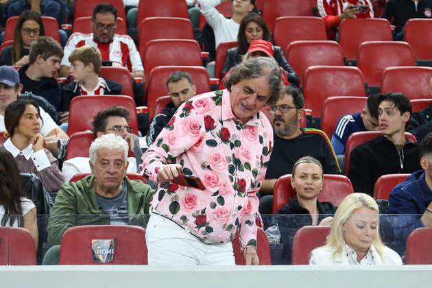 Olympiacos F.C. v AC Sparta Prague UEFA Europa League Olympiacos F.C. supporter in a colorful shirt during the UEFA Europa League match at Karaiskakis Stadium, Piraeus 22 10 2026 UK Newspapers OUT Copyright: xYannisxHalasx FIL-24108-0029
