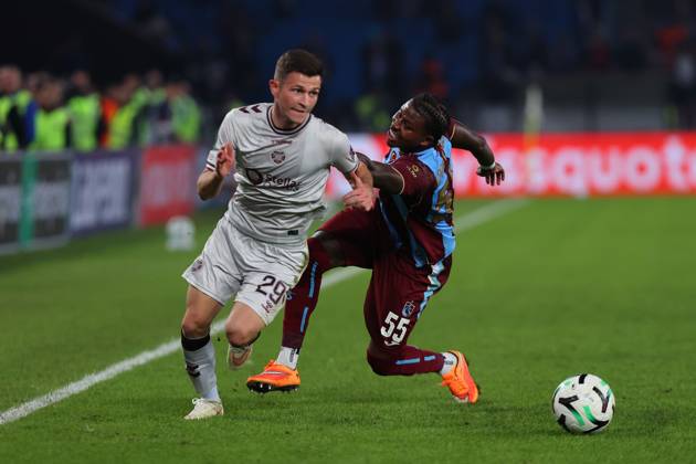 Trabzonspor v Hearts - UEFA Conference League TRABZON, TURKIYE - OCTOBER 22: Sidny Lopes Cabral (R) of Trabzonspor in action during UEFA Conference League week 2 football match between Trabzonspor and Hearts at Papara Park in Trabzon, Turkiye on October 22, 2026. Hasan Tascan Anadolu Trabzon Turkey. Editorial use only. Please get in touch for any other usage.  Copyright: x2026xAnadoluxHasanxTaÅücanx