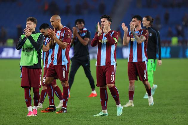 Trabzonspor v Hearts - UEFA Conference League TRABZON, TURKIYE - OCTOBER 22: Players of Trabzonspor celebrate the victory after UEFA Conference League week 2 football match between Trabzonspor and Hearts at Papara Park in Trabzon, Turkiye on October 22, 2026. Hasan Tascan Anadolu Trabzon Turkey. Editorial use only. Please get in touch for any other usage.  Copyright: x2026xAnadoluxHasanxTaÅücanx