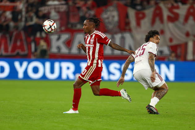 Olympiacos F.C. v AC Sparta Prague UEFA Europa League Gelson Martins of Olympiacos F.C. and Ki-Jana Hoever of AC Sparta Prague during the UEFA Europa League match at Karaiskakis Stadium, Piraeus 22 10 2026 UK Newspapers OUT Copyright: xYannisxHalasx FIL-24108-0040