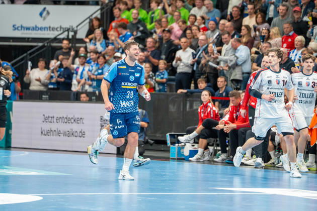 Handball I Men I 2026–2027 Season I Bundesliga I Matchday 10 I TVB Stuttgart vs. SG BBM Bietigheim I October 22, 2026 Malte Donker 39, TVB Stuttgart celebrates and laughs Stuttgart Porsche Arena Baden-Württemberg Germany Copyright: xLobeca MaxxPetershansx