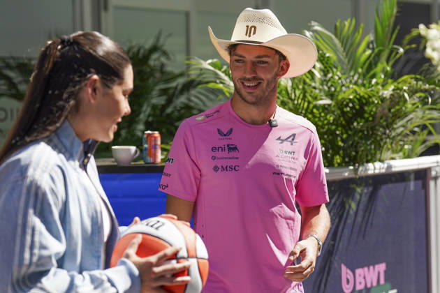 FORMULA 1 UNITED STATES GRAND PRIX 2026 Pierre Gasly (FRA) 10 Alpine in the paddock during the Formula 1 MSC Cruises United States Grand Prix 2026, Round 18 of the 2026 Formula 1 World Championship, WM, Weltmeisterschaft from 23rd - 25th October 2026 at the Circuit of the Americas, Austin, United States. Credit: Robbie Hoad Every Second Media Editorial use only. All images are copyright Every Second Media Limited. No images may be reproduced without prior permission. Copyright: xIMAGO EveryxSecondxMediax ESM-2246-0016 RobbiexHoadx xEveryxSecondxMediax