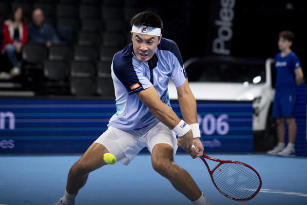TENNIS : ATP, Tennis Herren 250 - Grand Prix Tennis AURA - Decines (France) 22 10 2026 Brandon Nakashima qualifies for the quarterfinals during the tournament of the Auvergne Rhône-Alpes Grand Prix at the LDLC Arena in Décines on October 22, 2026. Photo Sandrine Thesillat PsNewZ  Copyright: xSandrinexTHESILLATx