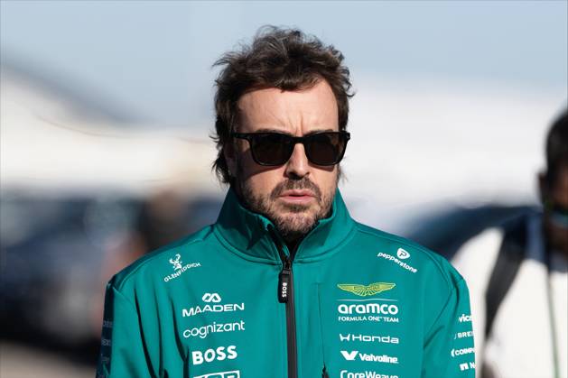 RECORD DATE NOT STATED 23rd October 2026; Circuit of the Americas, Austin, United States; Formula 1, United States Grand Prix, Free Practice Day; Fernando Alonso (14) of Spain and Aston Martin Aramco Formula One Team enters the paddock BobxKupbens