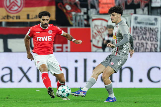 Football, 3rd Division, Rot-Weiss Essen v SSV Jahn Regensburg
