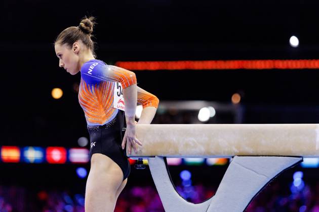 ROTTERDAM - Naomi Visser (NED) during the all-around final at the World Gymnastics Championships in Ahoy Rotterdam. IRIS VAN DEN BROEK ANP xVIxANPxSportx xxANPxIVx 573387994 originalFilename: 573387994
