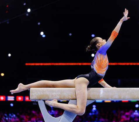 ROTTERDAM - Naomi Visser (NED) during the all-around final at the World Gymnastics Championships in Ahoy Rotterdam. IRIS VAN DEN BROEK ANP xVIxANPxSportx xxANPxIVx 573389500 originalFilename: 573389500