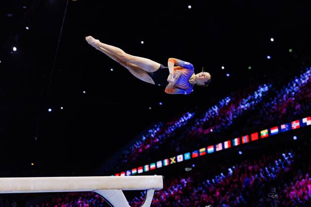 ROTTERDAM - Naomi Visser (NED) during the all-around final at the World Gymnastics Championships in Ahoy Rotterdam. IRIS VAN DEN BROEK ANP xVIxANPxSportx xxANPxIVx 573390042 originalFilename: 573390042