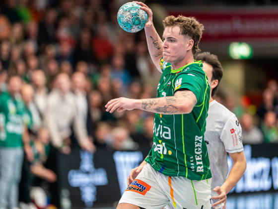 Victor Kloeve, Frisch Auf Goeppingen, 07 on the Ball, Frisch Auf Goeppingen vs. ThSV Eisenach, Handball, 1st Bundesliga, Men, 2026–2027 Season, October 23, 2026, Frisch Auf Goeppingen vs. ThSV Eisenach, Handball, 1st Bundesliga, Men, 2026–2027 Season, October 23, 2026, Goeppingen Copyright: xEibner-Pressefoto MichaelxSchmidx EP_MST