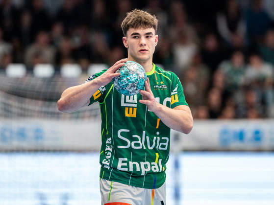 Elias Newel, Frisch Auf Goeppingen, 40 on the ball, Frisch Auf Goeppingen vs. ThSV Eisenach, Handball, 1st Bundesliga, Men, 2026–2027 Season, October 23, 2026, Frisch Auf Goeppingen vs. ThSV Eisenach, Handball, 1st Bundesliga, Men, 2026–2027 Season, October 23, 2026, Goeppingen Copyright: xEibner-Pressefoto MichaelxSchmidx EP_MST