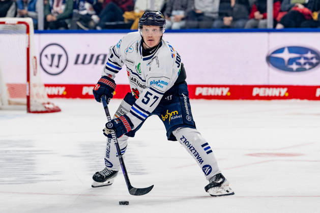 Emil Johansson, Iserlohn Roosters, 57 (GER), EHC Red Bull Munich vs. Iserlohn Roosters, DEL, 2026–2027 season, Matchday 11, October 23, 2026. Photo: HMB Media, Franz Feiner Copyright: HMBxMedia FranzxFeiner
