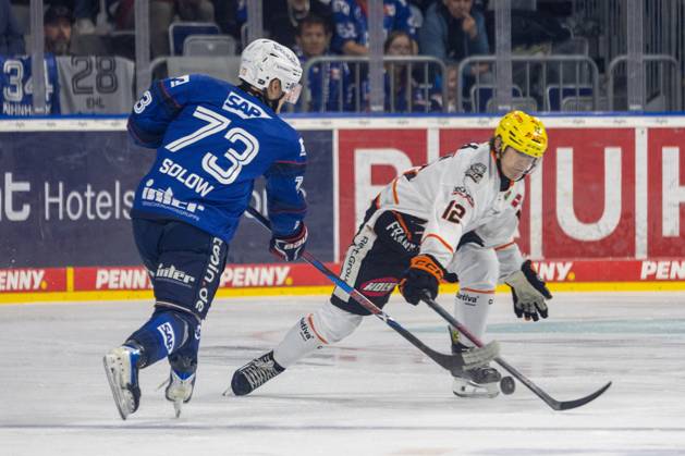 Ice hockey, DEL, Adler Mannheim v Löwen Frankfurt