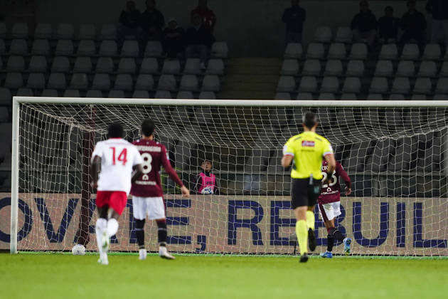 Monza’s Gustavo Varela scoring the goal 1-1 for his team during the Serie A soccer match between Torino FC and AC Monza at the Stadio Olimpico Grande Torino in Turin, Italy - October 23, 2026. - Soccer  Copyright: xFabioxFerrari LaPressex
