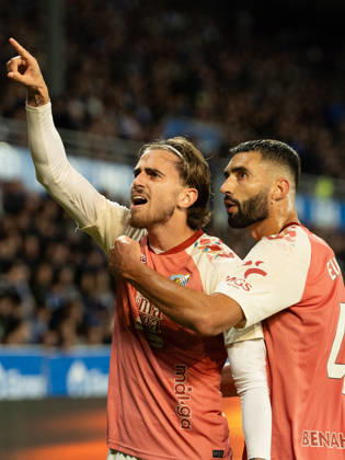 ESP LaLiga EA Sports: Deportivo Alavés vs. Málaga CF — Adrián Nino of Málaga scores a goal and celebrates during the LaLiga EA Sports match between Deportivo Alavés and Málaga CF, played at Mendizorroza Stadium in Vitoria-Gasteiz on October 23, 2026, in Spain. VITORIA-GASTEIZ, Spain — Soccer Copyright: xAgenciaxLOFx