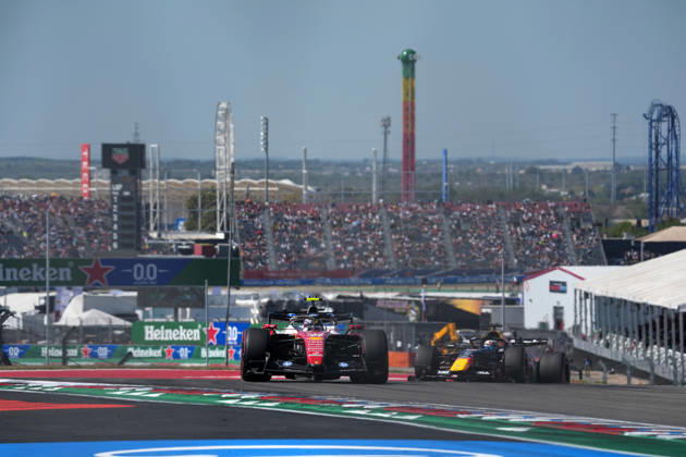 October 23, 2026, Circuit of The Americas, Austin, 2026 FORMULA 1 MSC CRUISES UNITED STATES GRAND PRIX, Lewis Hamilton (GBR), Scuderia Ferrari HP, Max Verstappen (NLD), Oracle Red Bull Racing. Photo by Hasan Bratic, DeFodi Images