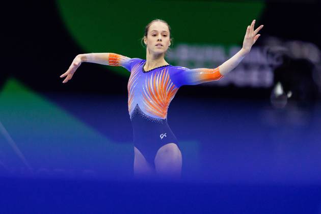 ROTTERDAM - Naomi Visser (NED) during the all-around final at the World Gymnastics Championships in Ahoy Rotterdam. IRIS VAN DEN BROEK ANP xVIxANPxSportx xxANPxIVx 573403099 originalFilename: 573403099