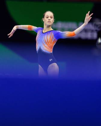 ROTTERDAM - Naomi Visser (NED) during the all-around final at the World Gymnastics Championships in Ahoy Rotterdam. IRIS VAN DEN BROEK ANP xVIxANPxSportx xxANPxIVx 573403108 originalFilename: 573403108