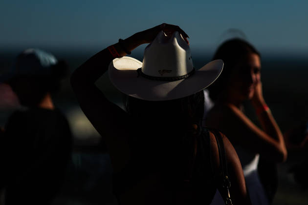 F1 - UNITED STATES GRAND PRIX 2026 Fan, supporter, girl, cowboy during the 2026 Formula 1 United States Grand Prix, 18th round of the 2026 Formula One World Championship, WM, Weltmeisterschaft from October 23 to 25, 2026 on the Circuit of the America, in Austin, Texas, United States of America - AustinUnited States  Copyright: xEricxAlonsox