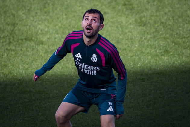 Real Madrid Training Session and press conference, PK, Pressekonferenz Bernardo Silva of Real Madrid CF is seen during the training session ahead of the LaLiga EA Sports match against FC Barcelona, Barca at Ciudad Real Madrid on October 24, 2026 in Valdebebas, Spain. Valdebebas Ciudad Real Madrid Madrid Spain Copyright: xAlbertoxGardinx AGardin_20261024_Rea_Mad_Pc_0134