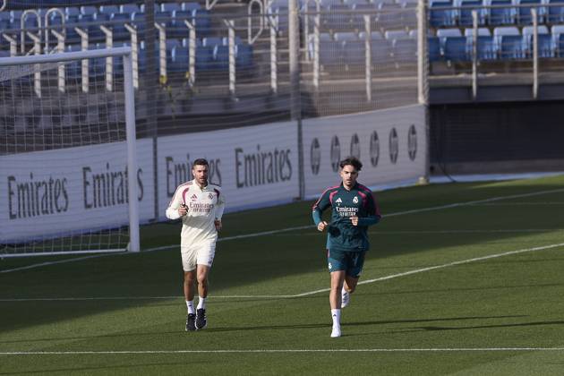 October 24, 2026, Madrid, Spain: Raul Asencio (Real Madrid CF) is seen in action during a training session on the eve of the LaLiga EA SPORTS 2026 2027 match between FC Barcelona, Barca and Real Madrid CF..Real Madrid CF is holding its final training session ahead of its tenth LaLiga game. Madrid Spain - ZUMAs197 20261024_aaa_s197_021 Copyright: xFedericoxTitonex