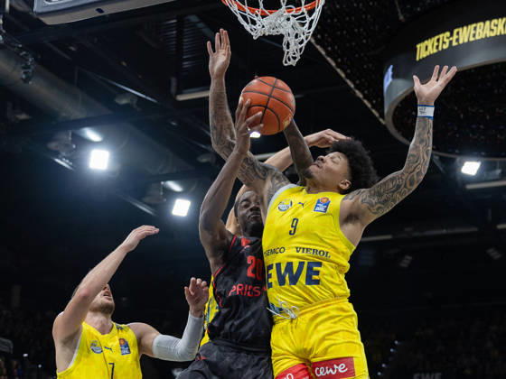 EWE Baskets Oldenburg faces off against Bamberg Baskets; Tylan James Pope, EWE Baskets Oldenburg vs. Bamberg Baskets, Basketball, BBL, October 23, 2026, Oldenburg Copyright: xEibner-Pressefotox EP_EER