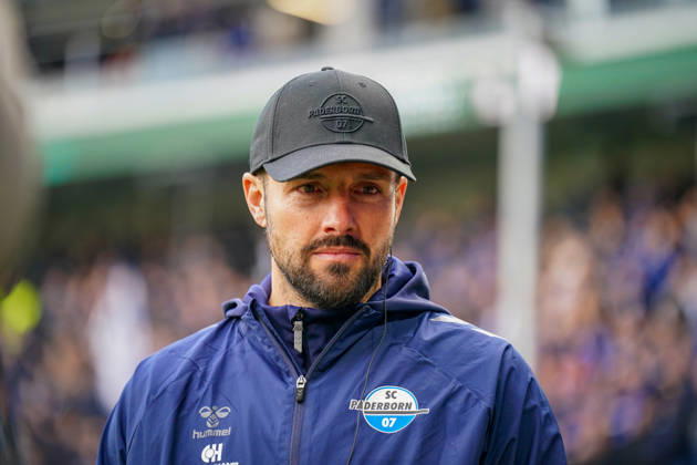 German Soccer Bundesliga 2026–2027, Matchday 7: SC Paderborn vs. Hamburger SV at Home Deluxe Arena, Paderborn; Ralf Kettemann, Paderborn Coach: Facial Expressions, Emotions Copyright: xJOERANxSTEINSIEKx