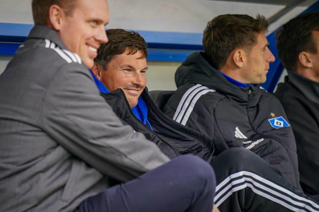German Soccer Bundesliga 2026–2027, Matchday 7: SC Paderborn vs. Hamburger SV at Home Deluxe Arena in Paderborn; Merlin Polzin, Coach; Hamburger SV: Facial Expressions, Emotions Copyright: xJOERANxSTEINSIEKx