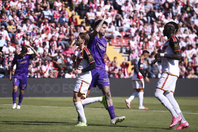 Rayo Vallecano vs. Espanyol, La Liga EA Sports 2026, October 24, 2026, Vallecas Stadium, Madrid, Spain Fernando Nino Rodriguez of Elche celebrates his goal during the La Liga EA Sports match between Rayo Vallecano and Elche CF at Vallecas Stadium on October 24, 2026, in Madrid, Spain Madrid Vallecas Stadium Madrid Spain Copyright: xAlejandroxMatiasxAcostax