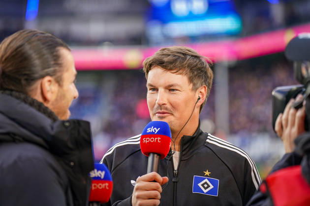 Germany Soccer Bundesliga 2026–2027, Matchday 7: SC Paderborn vs. Hamburger SV at Home Deluxe Arena in Paderborn; Merlin Polzin, Coach; Hamburger SV TV Interview on Sky Sport Copyright: xJOERANxSTEINSIEKx