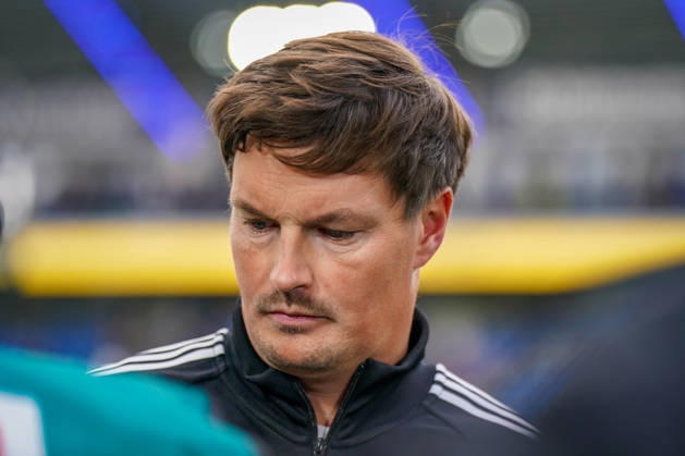 German Soccer Bundesliga 2026–2027, Matchday 7: SC Paderborn vs. Hamburger SV at Home Deluxe Arena in Paderborn; Merlin Polzin, Coach; Hamburger SV: Facial Expressions, Emotions Copyright: xJOERANxSTEINSIEKx