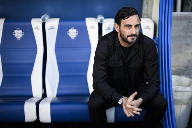 Como 1907 v US Sassuolo - Serie A Alberto Aquilani, head coach of US Sassuolo, looks on prior to the Serie A football match between Como 1907 and US Sassuolo. Como Italy Copyright: xNicolòxCampox