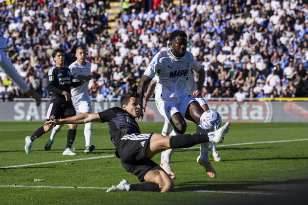 Como 1907 v US Sassuolo - Serie A Tasos Douvikas of Como 1907 in action during the Serie A football match between Como 1907 and US Sassuolo. Como Italy Copyright: xNicolòxCampox