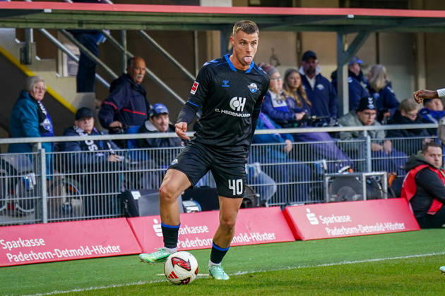 German Soccer Bundesliga 2026–2027, Matchday 7: SC Paderborn vs. Hamburger SV at Home Deluxe Arena, Paderborn. Gabriel Vidovic (Paderborn 40). Gabriel VidoviÄ‡ with the ball; facial expressions; emotion Copyright: xJOERANxSTEINSIEKx