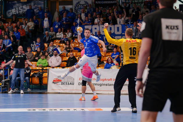 German Handball Bundesliga, Matchday 9: Dessau Roßlauer HV 06 vs. SC DHfK Leipzig; Carl Phillip Haake of Dessau Roßlauer HV 06 takes a jump shot on October 24, 2026, at the Anhalt Arena, Dessau-Roßlau, Saxony-Anhalt; Dessau-Roßlau, Anhalt Arena, Saxony-Anhalt, Germany