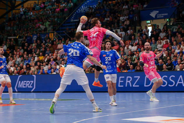2nd Handball Bundesliga, Matchday 9: Dessau Roßlauer HV 06 vs. SC DHfK Leipzig; Franz Semper of SC DHfK Leipzig, age 32, taking a shot on October 24, 2026, at the Anhalt Arena, Dessau-Roßlau, Saxony-Anhalt; Dessau-Roßlau, Anhalt Arena, Saxony-Anhalt, Germany
