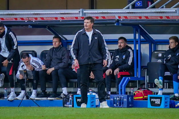 German Soccer Bundesliga 2026–2027, Matchday 7: SC Paderborn vs. Hamburger SV at Home Deluxe Arena in Paderborn; Merlin Polzin, Coach, Hamburger SV Copyright: xJOERANxSTEINSIEKx