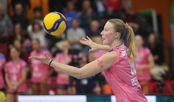 Stuttgart, DEKRA Bundesliga Volleyball: Allianz MTV Stuttgart vs. VfB Suhl LOTTO Thüringen, Marie Steinhiilber, Stuttgart