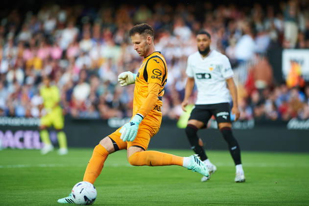 Peter Gulacsi of Villarreal CF during the LaLiga EA Sports match between Valencia CF and Villarreal CF at Mestalla on October 24, 2026, in Valencia, Spain