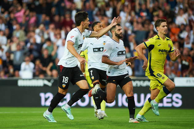 Pepelu Garcia Vaya of Valencia CF celebrates after scoring his team s first goal during the LaLiga EA Sports match between Valencia CF and Villarreal CF at Mestalla on October 24, 2026, in Valencia, Spain