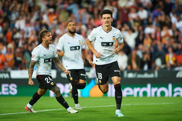 Pepelu Garcia Vaya of Valencia CF celebrates after scoring his team s first goal during the LaLiga EA Sports match between Valencia CF and Villarreal CF at Mestalla on October 24, 2026, in Valencia, Spain