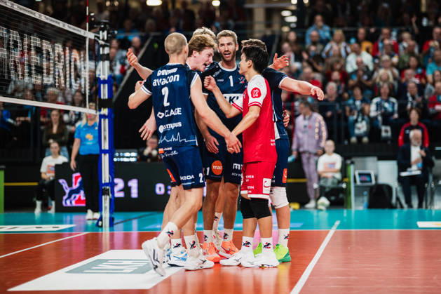 VBL SVG Lüneburg vs. SV Warnemünde, October 24, 2026 SVG Lüneburg celebrates, Shane Holdaway 1, SVG Lüneburg Volleyball, Bundesliga, Matchday 2, SVG Lüneburg vs. SV Warnemünde on October 24, 2026, at the LKH Arena, Lüneburg Copyright: xBEAUTIFULxSPORTS Tonhäuserx