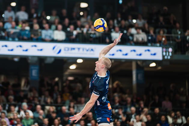 VBL SVG Lüneburg vs. SV Warnemünde, October 24, 2026, Daniel Gruvaeus 2, SVG Lüneburg Volleyball, Bundesliga, Matchday 2, SVG Lüneburg vs. SV Warnemünde on October 24, 2026, at the LKH Arena, Lüneburg Copyright: xBEAUTIFULxSPORTS Tonhäuserx