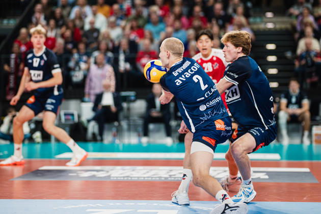 VBL SVG Lüneburg vs. SV Warnemünde, October 24, 2026, Daniel Gruvaeus 2, SVG Lüneburg Volleyball, Bundesliga, Matchday 2, SVG Lüneburg vs. SV Warnemünde on October 24, 2026, at the LKH Arena, Lüneburg Copyright: xBEAUTIFULxSPORTS Tonhäuserx