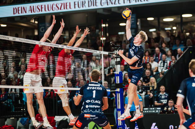 VBL SVG Lüneburg vs. SV Warnemünde, October 24, 2026, Axel Valentin Enlund 17, SVG Lüneburg Volleyball, Bundesliga, Matchday 2, SVG Lüneburg vs. SV Warnemünde on October 24, 2026, at the LKH Arena, Lüneburg Copyright: xBEAUTIFULxSPORTS Tonhäuserx