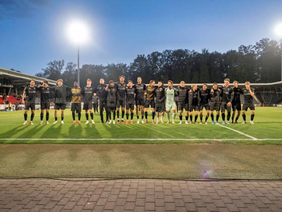 After the game, Alemannia Aachen thanks the spectators for their applause; fans, fan section, fan block, atmosphere, support, applause, gestures, support, GER, soccer, VfB Stuttgart II vs. Alemannia Aachen, 3rd Division, Matchday 11, Aspach, 2026–2027 season, October 24, 2026 GER, soccer, VfB Stuttgart II vs. Alemannia Aachen, 3rd Division, Matchday 11, Aspach, 2026–2027 season, October 24, 2026 Aspach Copyright: xCarstenxSchweringx EP_CSG