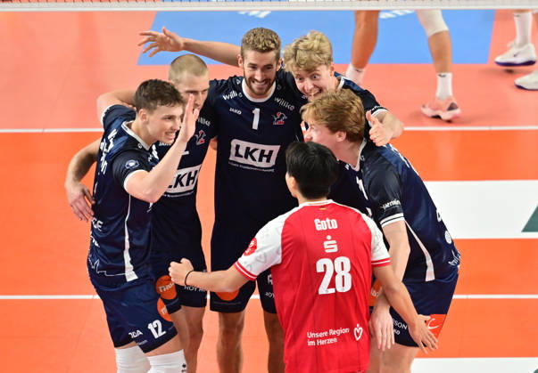 October 24, 2026, Germany, Volleyball, Men s, 1st Division, Matchday 2, 2026–2027 Season, Lüneburg, SVG Lüneburg vs. SV Warnemünde; the Lüneburg team celebrates; Lüneburg LKH Arena, Lower Saxony, Germany Copyright: xnordphotoxGmbH xWitkex