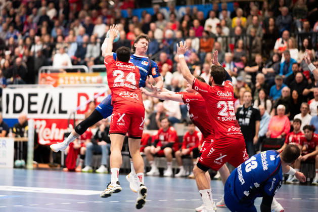 Mex Raguse of HBW Balingen Weilstetten, No. 6, taking a shot, HBW Balingen Weilstetten vs. MT Melsungen (GER), Opel 1 Handball Bundesliga, Championship, Matchday 10, 2026–2027 Season, October 24, 2026, Eibner Press Photo by Andreas Ulmer, HBW Balingen Weilstetten vs. MT Melsungen GER, Opel 1 Handball Bundesliga, Championship, Matchday 10, 2026–2027 Season, October 24, 2026, Balingen Copyright: xEibner-Pressefoto AndreasxUlmerx EP_AUR