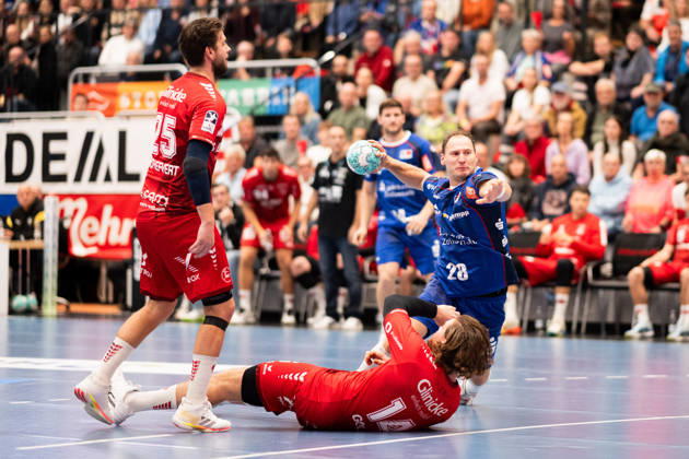 Tobias Heinzelmann, HBW Balingen Weilstetten, 28, on the circle, HBW Balingen Weilstetten vs. MT Melsungen (GER), Opel 1 Handball Bundesliga, Championship, Matchday 10, 2026–2027 season, October 24, 2026, Eibner Press Photo: Andreas Ulmer, HBW Balingen Weilstetten vs. MT Melsungen GER, Opel 1 Handball Bundesliga, Championship, Matchday 10, 2026–2027 season, October 24, 2026, Balingen Copyright: xEibner-Pressefoto AndreasxUlmerx EP_AUR
