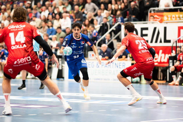 Yonatan Dayan, HBW Balingen Weilstetten, 34, on the circle, HBW Balingen Weilstetten vs. MT Melsungen (GER), Opel 1 Handball Bundesliga, Championship, Matchday 10, 2026–2027 Season, October 24, 2026, Eibner Press Photo: Andreas Ulmer, HBW Balingen Weilstetten vs. MT Melsungen GER, Opel 1 Handball Bundesliga, Championship, Matchday 10, 2026–2027 Season, October 24, 2026, Balingen Copyright: xEibner-Pressefoto AndreasxUlmerx EP_AUR