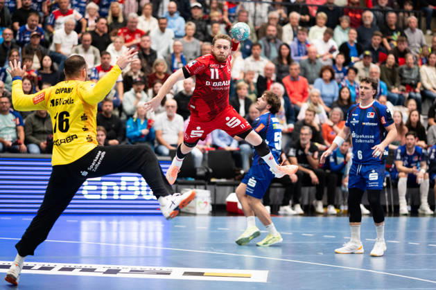 Dimitri Ignatow, MT Melsungen 11, scores from the wing, HBW Balingen Weilstetten vs. MT Melsungen GER, Opel 1 Handball Bundesliga, Championship, Matchday 10, 2026–2027 season, October 24, 2026, Eibner Press Photo by Andreas Ulmer: HBW Balingen Weilstetten vs. MT Melsungen GER, Opel 1 Handball Bundesliga, Championship, Matchday 10, 2026–2027 Season, October 24, 2026, Balingen Copyright: xEibner-Pressefoto AndreasxUlmerx EP_AUR